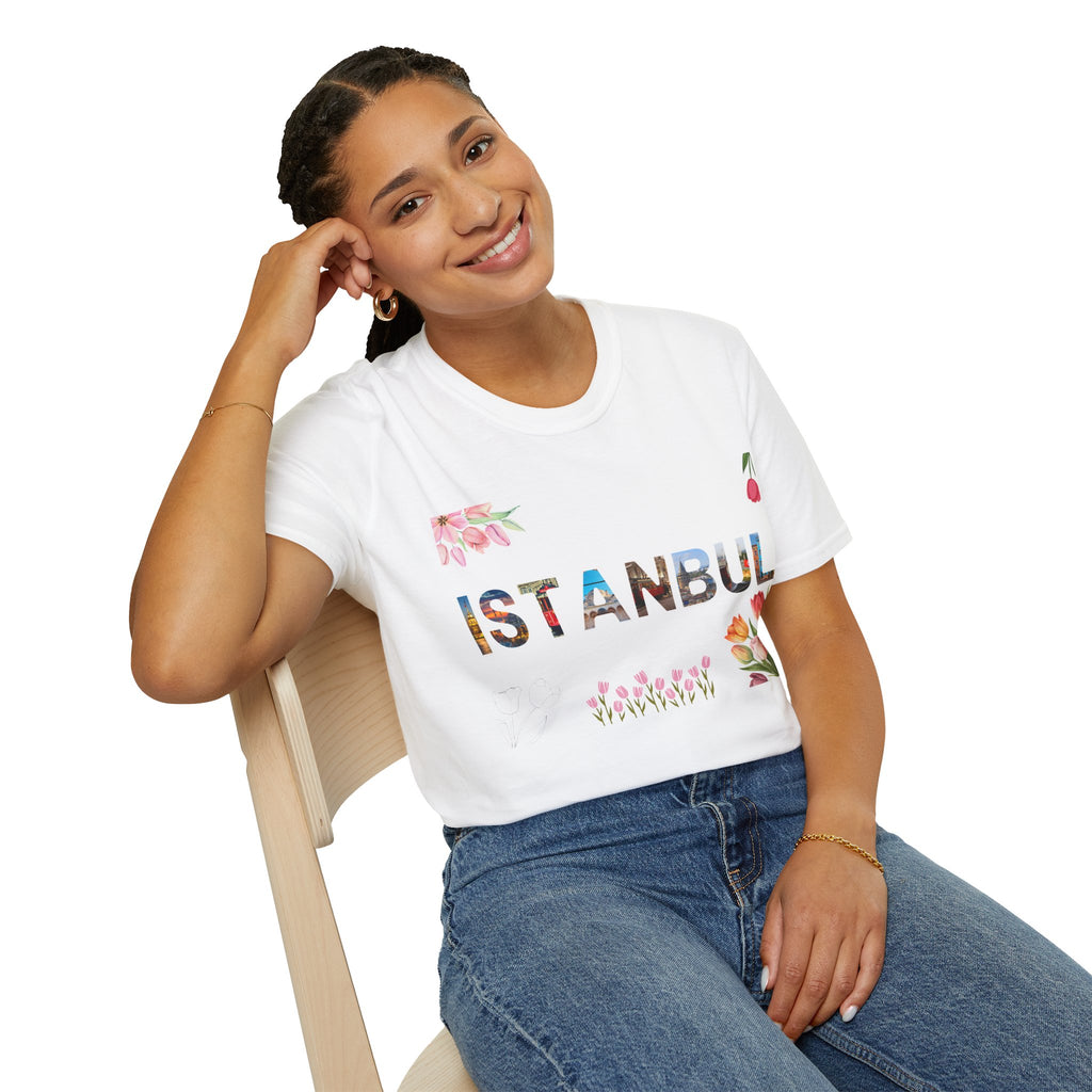 Istanbul Tulip T-shirt | Travel Guru vibe